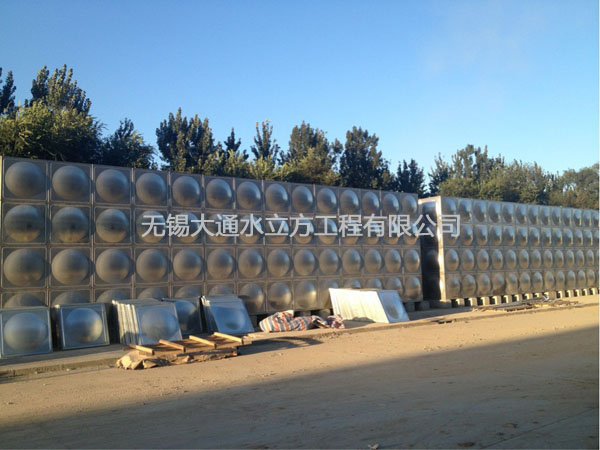 工業(yè),、生活類(lèi)不銹鋼水箱